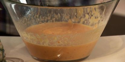 Шаг 4: хрустящего свиного бока с желтой аджикой