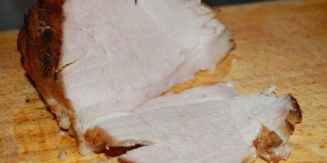 Рецепт Свиного окорока варено-печеный в аджике