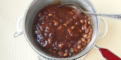 Шаг 5: абрикосового джема с ядрами