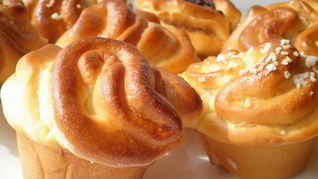 Рецепт Ароматных дрожжевых булочек с джемом