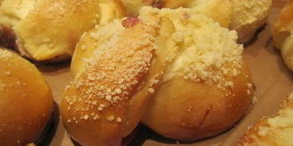 Шаг 8: булочек-узелков с джемом