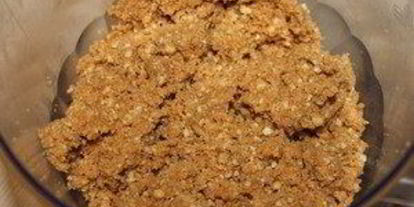 Шаг 5: чизкейка с клубничным джемом