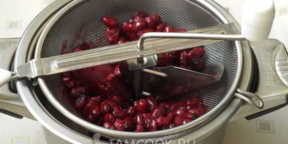 Шаг 6: джема из яблок и кизила