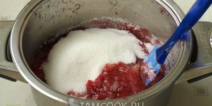 Шаг 8: джема из яблок и кизила