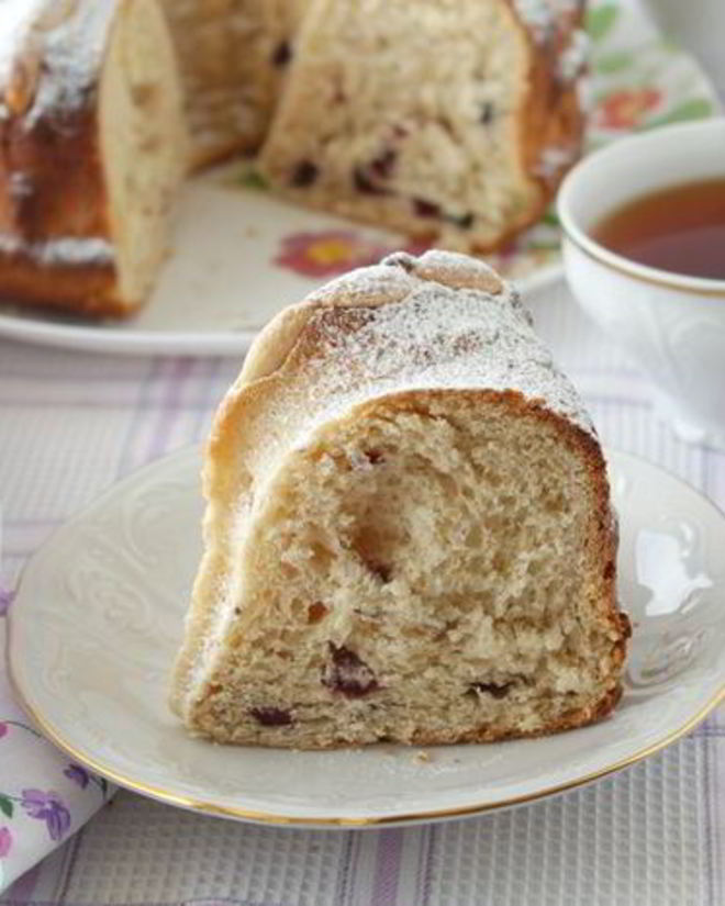 Рецепт гугельхопфа с джемом, миндалем и клюквой