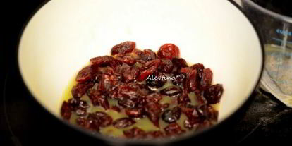 Шаг 1: клюквенного джема с апельсиновым ликером