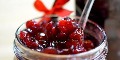 Шаг 4: клюквенного джема с апельсиновым ликером