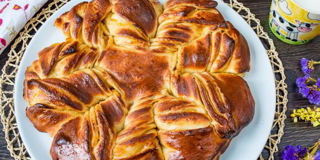 Рецепт крученой булки с абрикосовым джемом