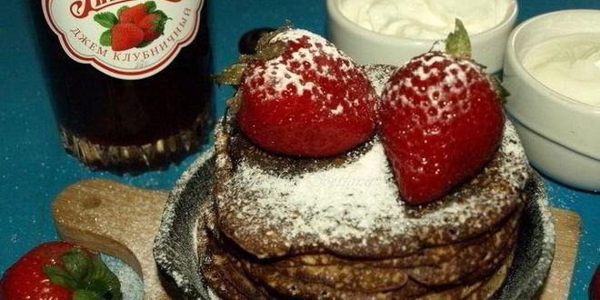 Рецепт Миндальных блинков с клубничным джемом