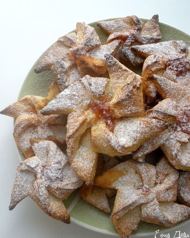 Рецепт творожных вертушек с джемом