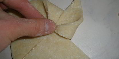 Шаг 4: творожных вертушек с джемом