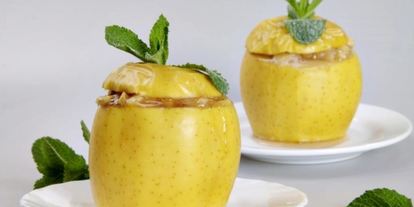 Шаг 2: запеченных яблок с бананом и абрикосовым джемом