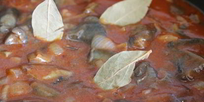 Шаг 5: грибов в томатном соусе на зиму