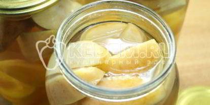 Шаг 3: компота из абрикосов с яблоками на зиму