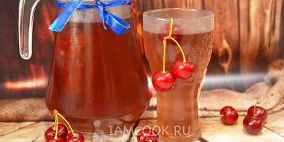 Шаг 8: компота из черешни в кастрюле