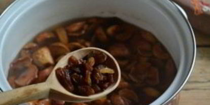 Шаг 1: компота из сухофруктов