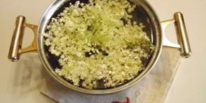 Шаг 3: компота из цветков бузины