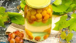 Рецепт Компота из винограда с косточками на зиму