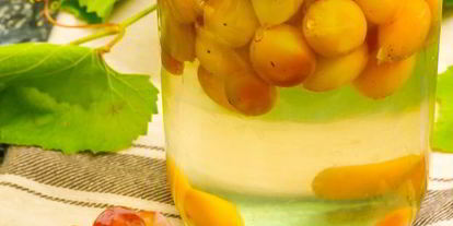 Шаг 21: компота из винограда с косточками на зиму