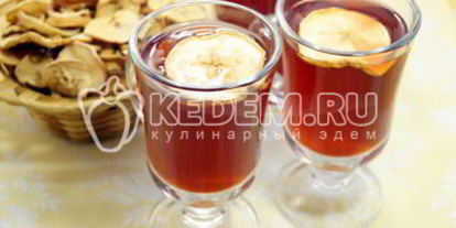 Шаг 7: компота из вишни и яблок