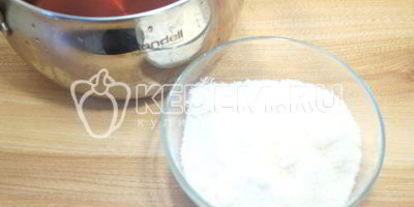 Шаг 6: компота из яблок и черноплодной рябины