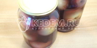 Шаг 8: компота из яблок и черноплодной рябины