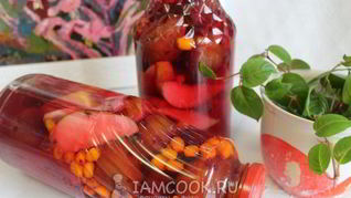 Рецепт Компота плодово-ягодный на зиму