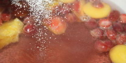 Шаг 3: нектаринового компота с черешней, клубникой и апельсином