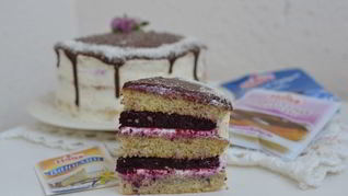 Рецепт Ванильного торта с ягодным компоте