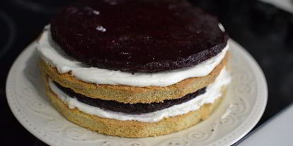 Шаг 11: ванильного торта с ягодным компоте