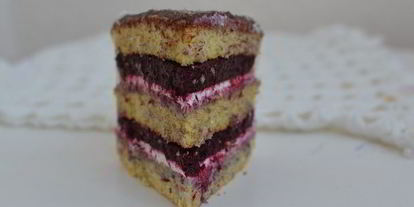 Шаг 17: ванильного торта с ягодным компоте