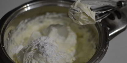 Шаг 7: ванильного торта с ягодным компоте