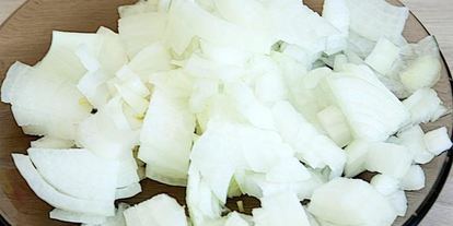 Шаг 4: квашеной капусты с луком на зиму