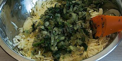 Шаг 8: квашеной капусты с луком на зиму