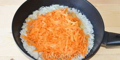 Шаг 3: лечо из кабачков с томатной пастой