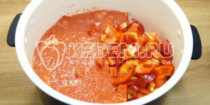 Шаг 5: лечо из кабачков в мультиварке