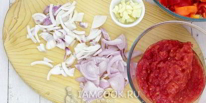 Шаг 6: лечо из перца, помидоров и лука