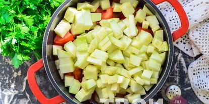 Шаг 5: лечо с кабачками