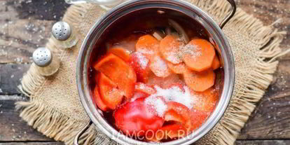 Шаг 6: лечо с луком, морковью и помидорами