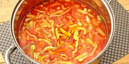 Шаг 7: лечо с помидорами, перцем и морковью