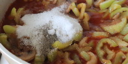 Шаг 4: лечо с шампиньонами