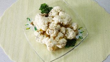 Рецепт Быстромаринованной цветной капусты в микроволновке