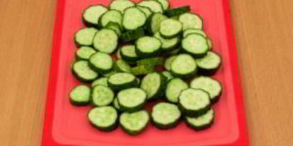 Шаг 1: черри, огурцы, болгарский перец маринованные по-быстрому