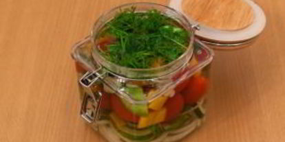 Шаг 9: черри, огурцы, болгарский перец маринованные по-быстрому