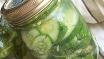 Рецепт Кисла-сладких маринованные огурцы без закатки