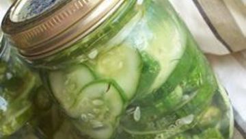 Рецепт Кисла-сладких маринованные огурцы без закатки