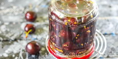 Шаг 12: маринованной черешни на зиму
