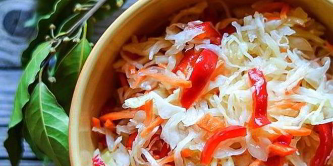 Рецепт маринованной капусты с красным перцем