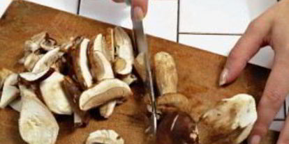 Шаг 1: маринованных белых грибов с уксусом