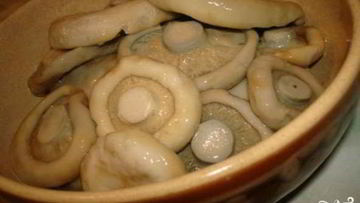 Рецепт Маринованных груздей с чесноком